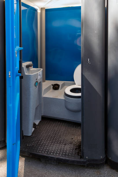 Best Best portable toilet rental  in Maple Heights, OH