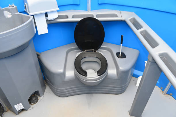 Best Portable toilet rental cost  in Maple Heights, OH